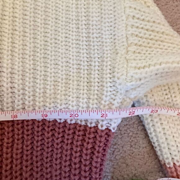 Boutique Color Block Pink Twist Back Knit Sweater M - Picture 3 of 10